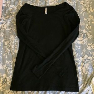 fabletics black long sleeve top